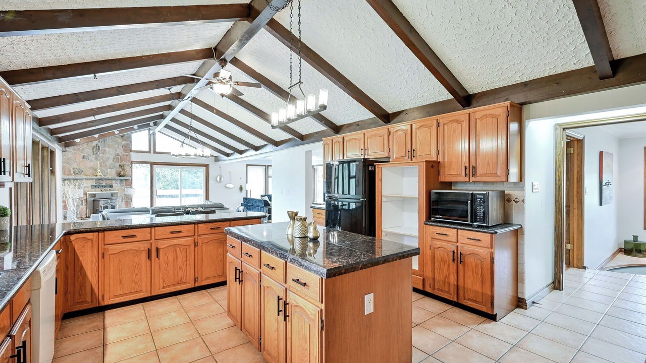 Photo of Kitchen in King
