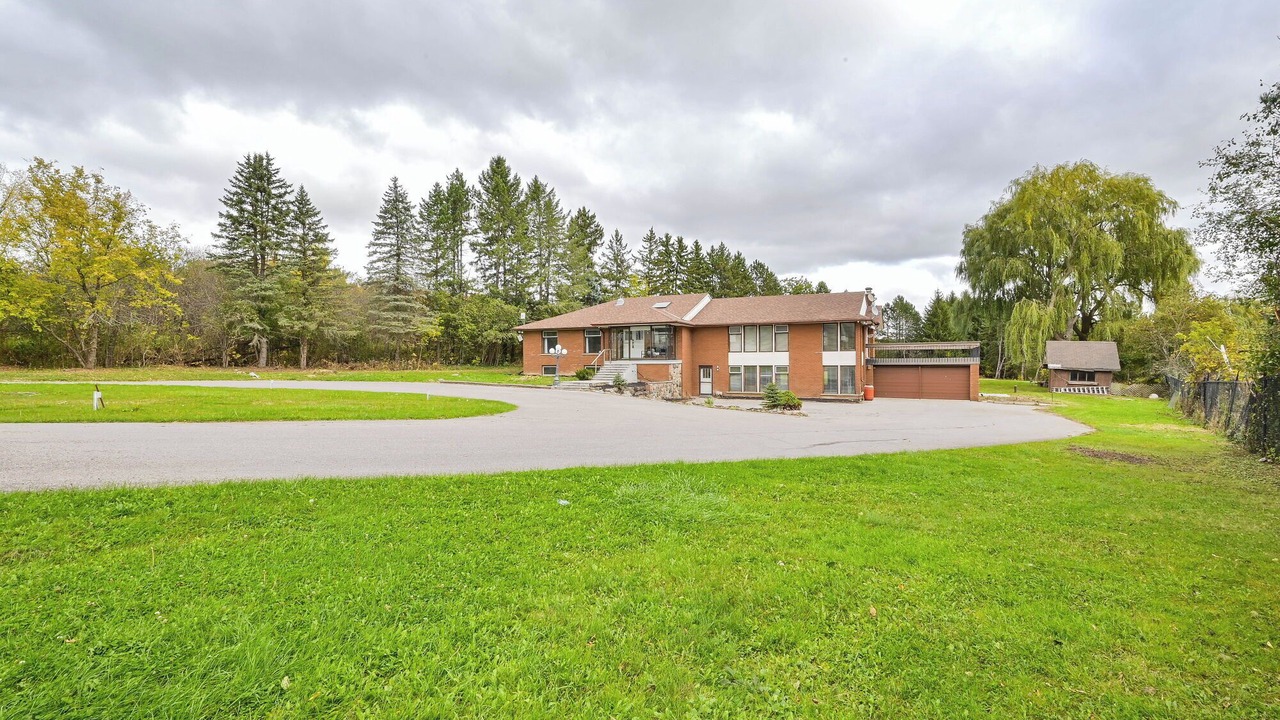 Photo of Outdoor in King