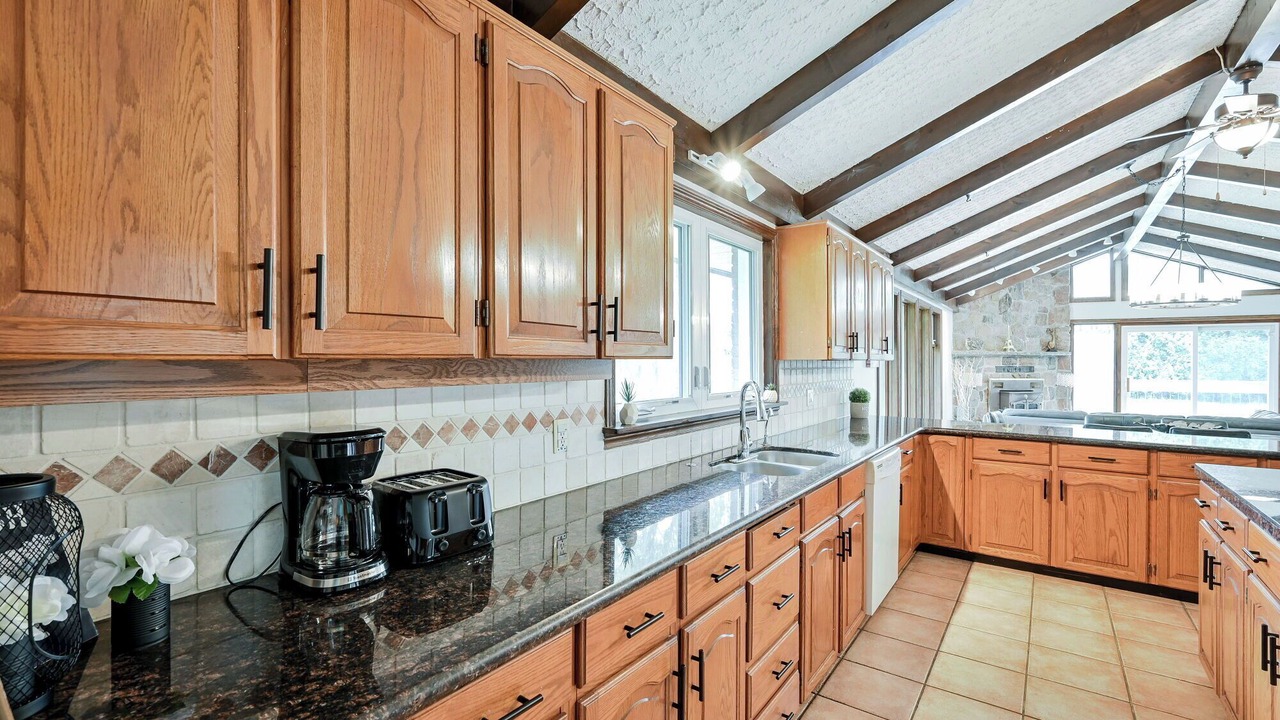 Photo of Kitchen in King
