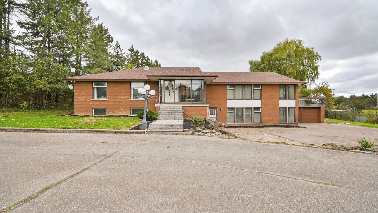 Photo of Outdoor in King