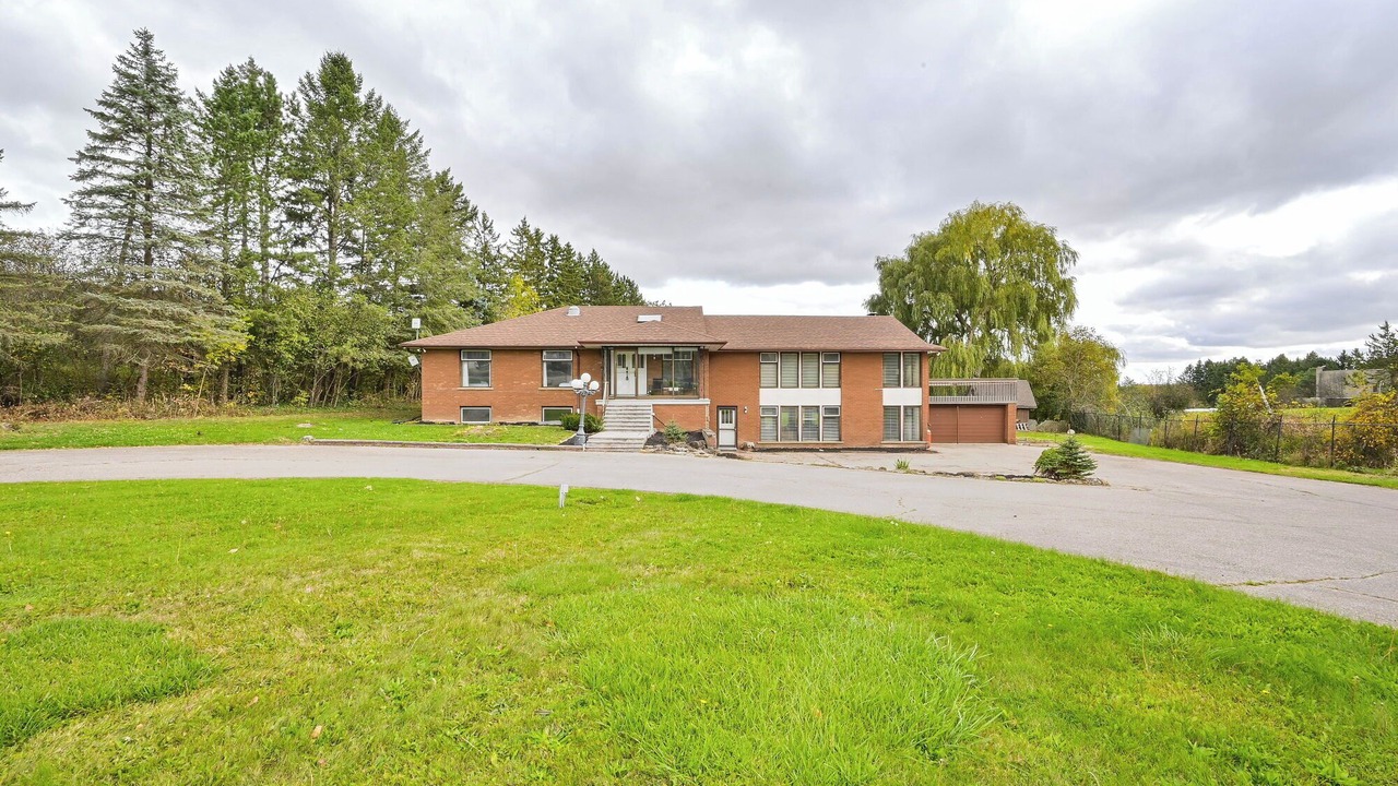 Photo of Outdoor in King