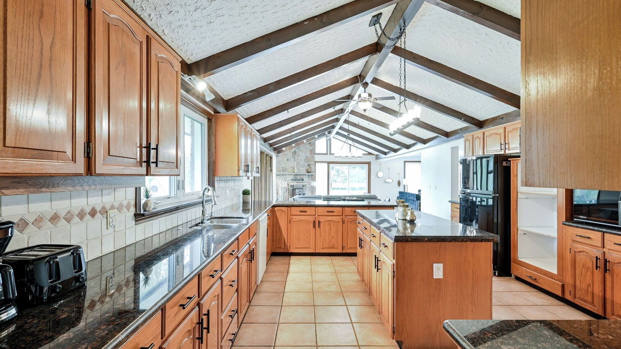 Photo of Kitchen in King