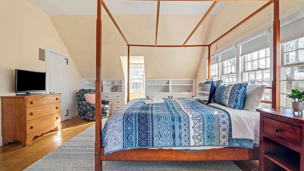 Photo of Others in West Dennis