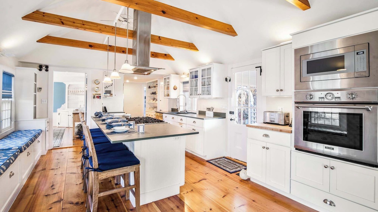 Photo of Others in West Dennis