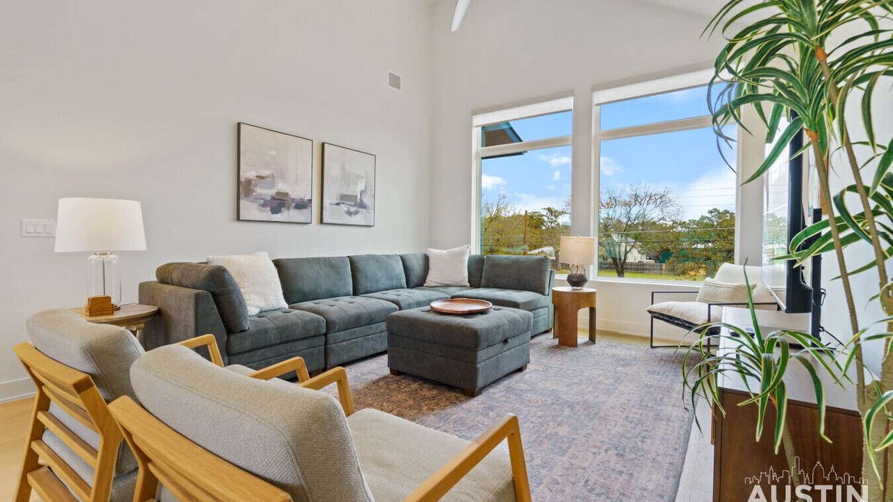 Photo of Bedroom in Lower Basin Lake Travis