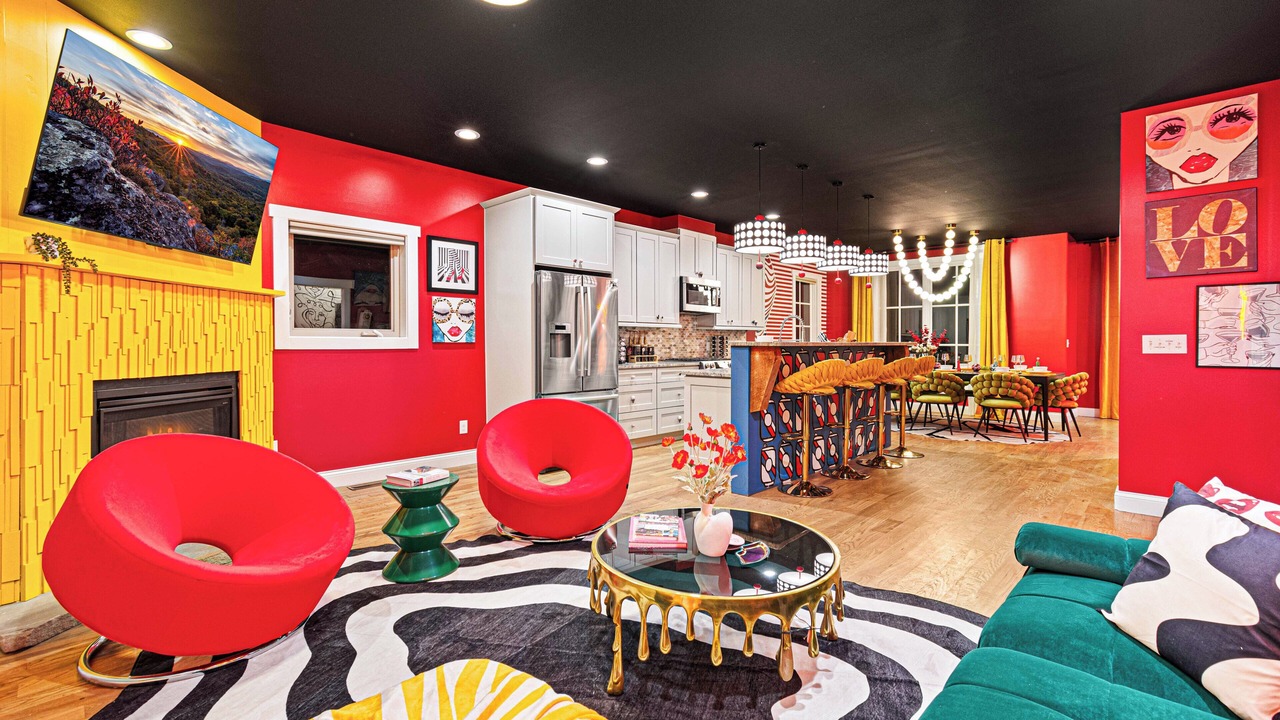 Photo of Livingroom in Asheville