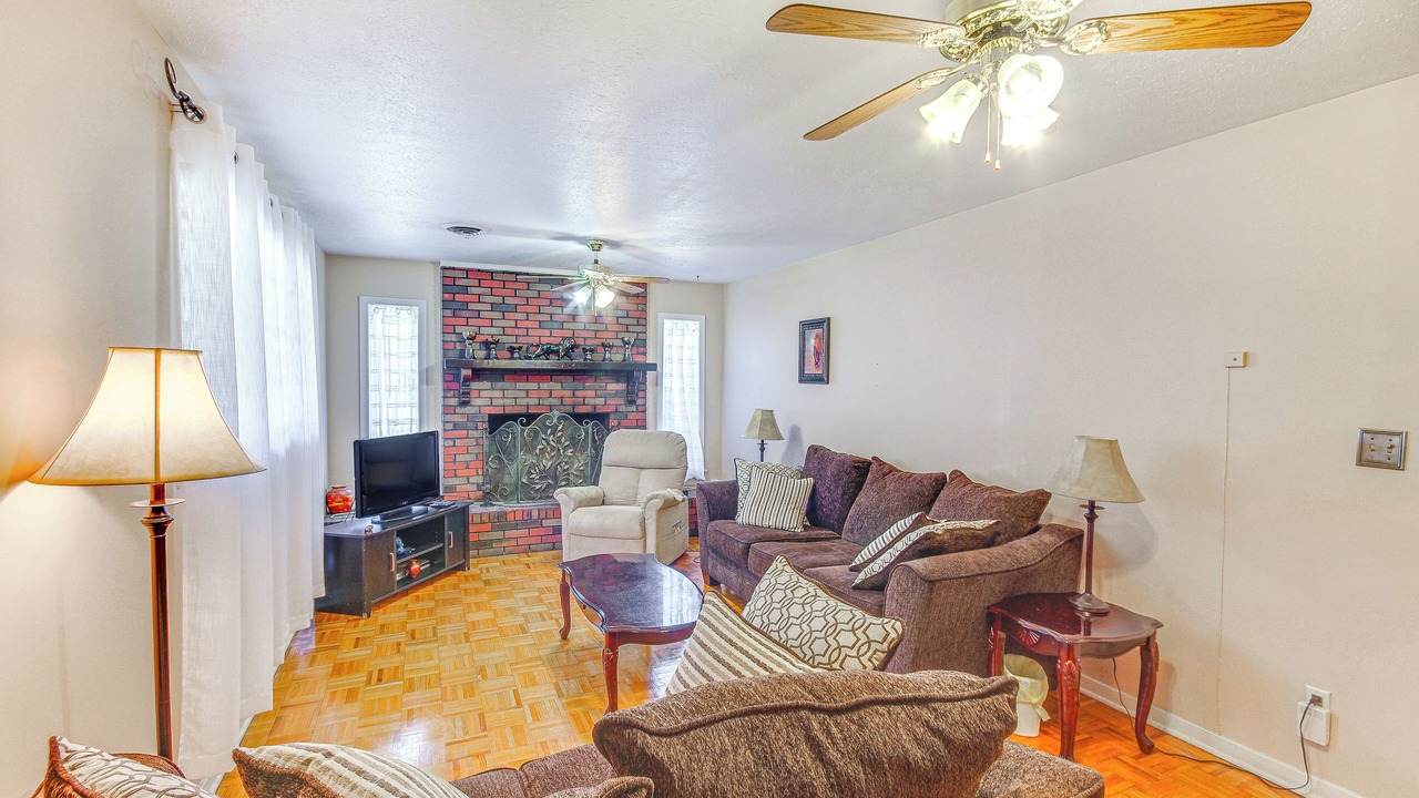 Photo of Livingroom in Vicksburg