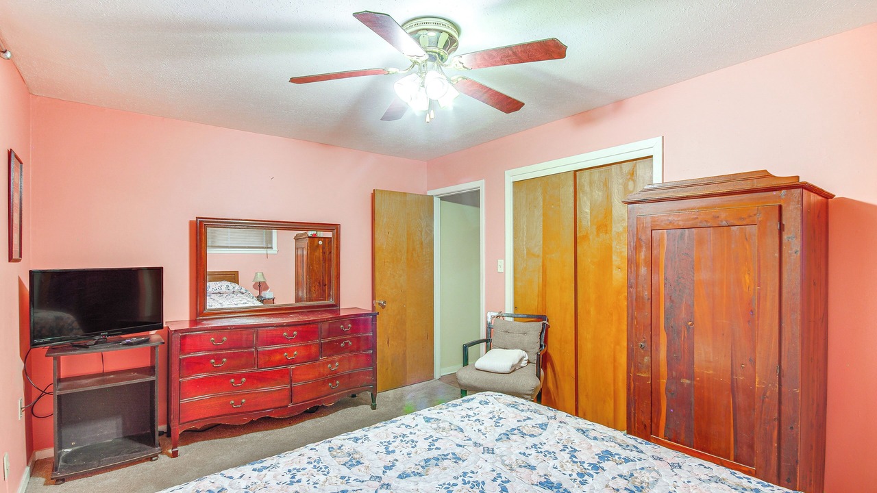 Photo of Bedroom in Vicksburg