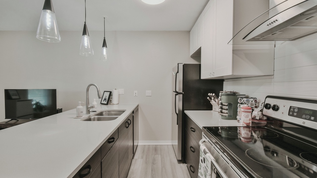 Photo of Kitchen in Greater South River City