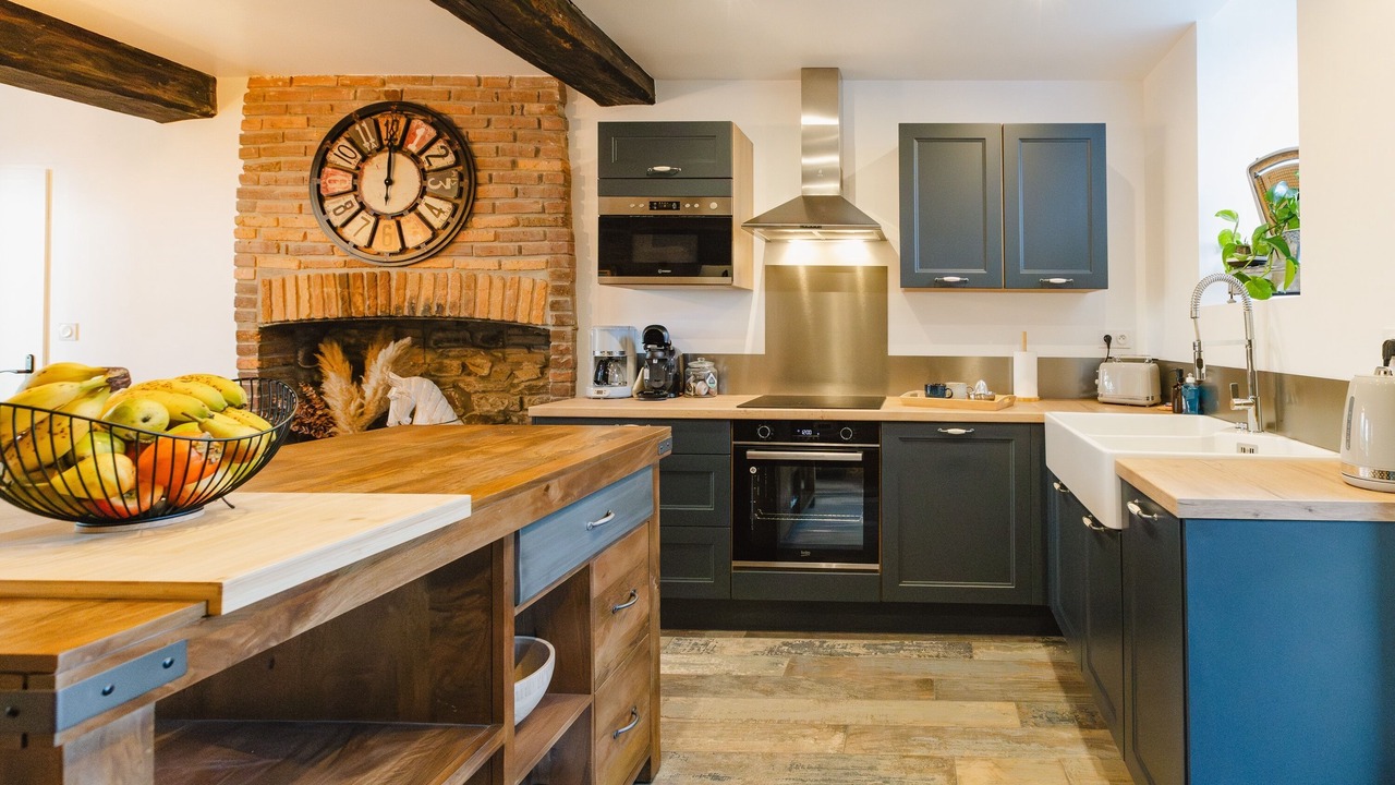 Photo of Kitchen in Livre-sur-Changeon