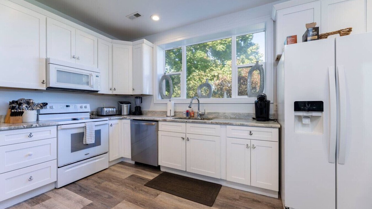 Photo of Others in Groton