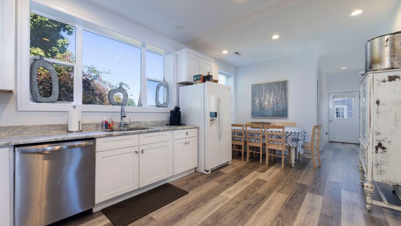 Photo of Others in Groton