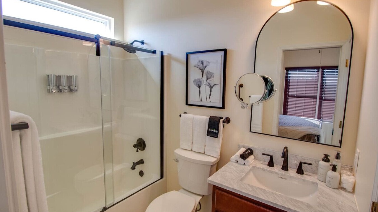 Photo of Bathroom in Grafton