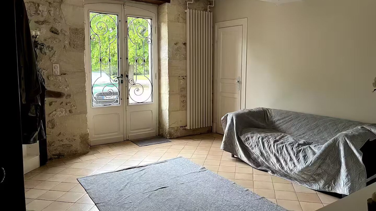 Photo of Livingroom in Port-Sainte-Foy-et-Ponchapt