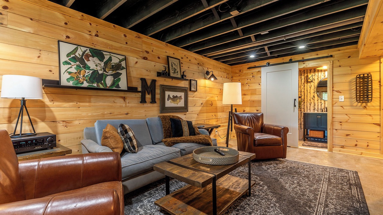 Photo of Livingroom in Belmont