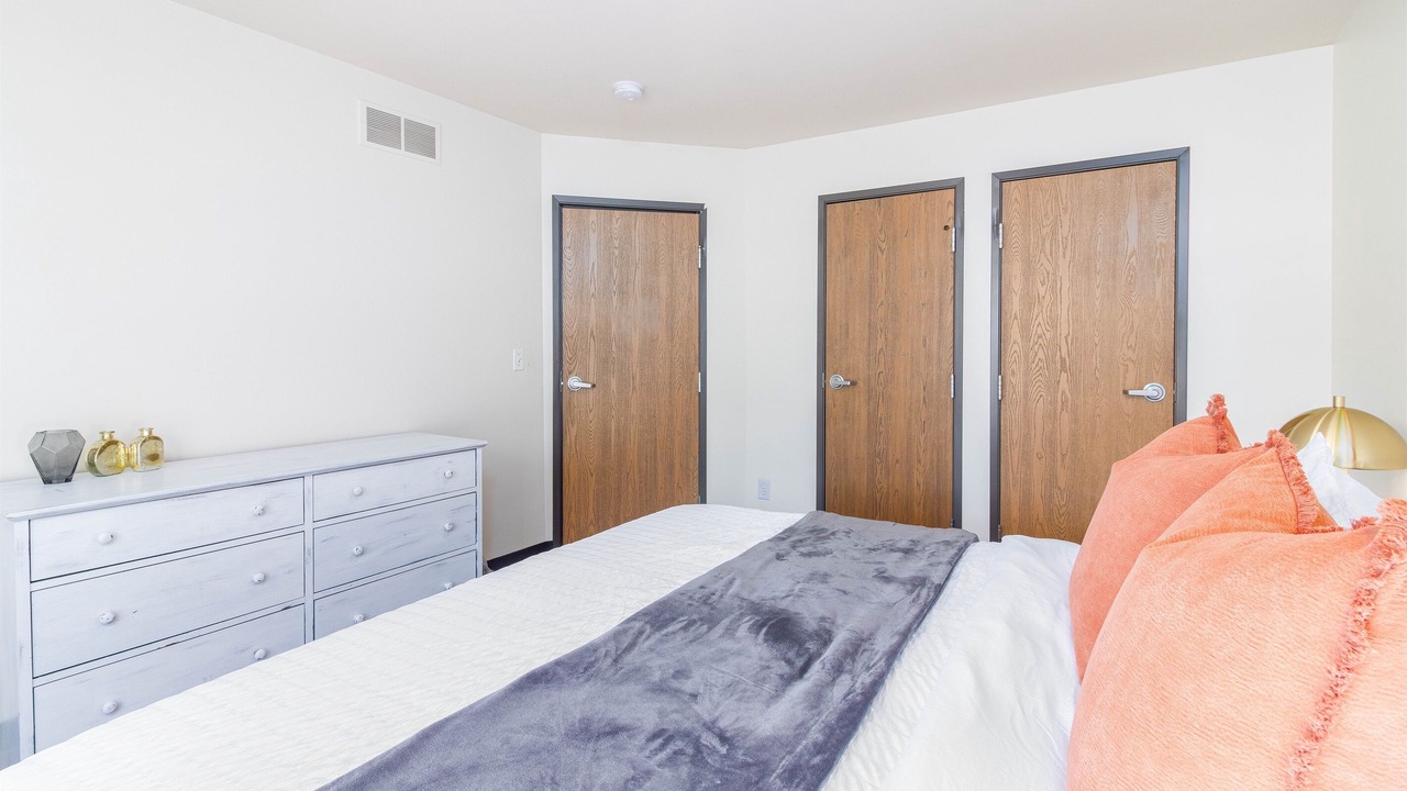Photo of Bedroom in New Baltimore