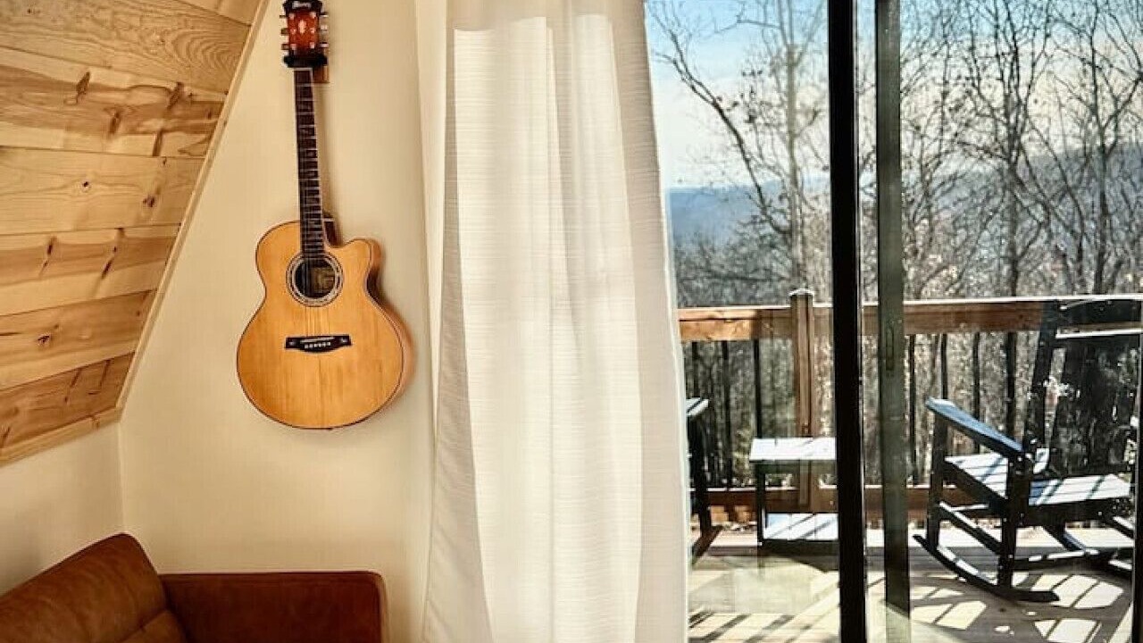 Photo of Livingroom in Ironton