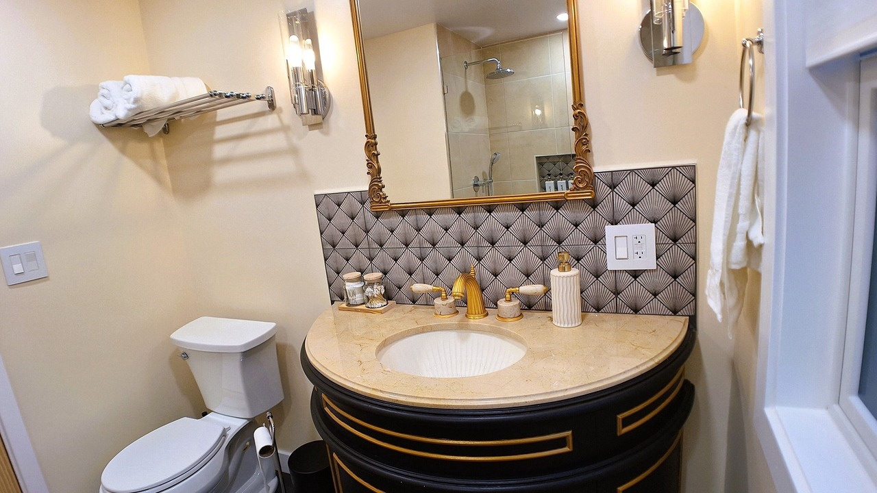 Photo of Bathroom in Gurnee