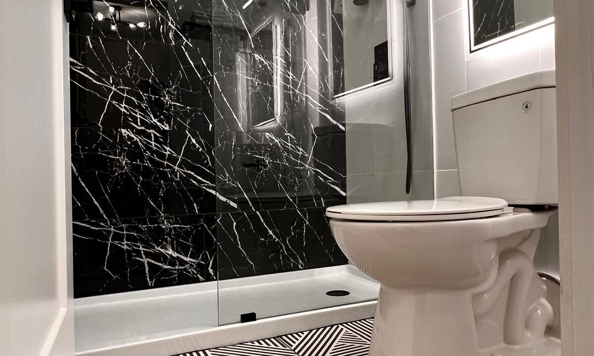 Photo of Bathroom in Shamrock