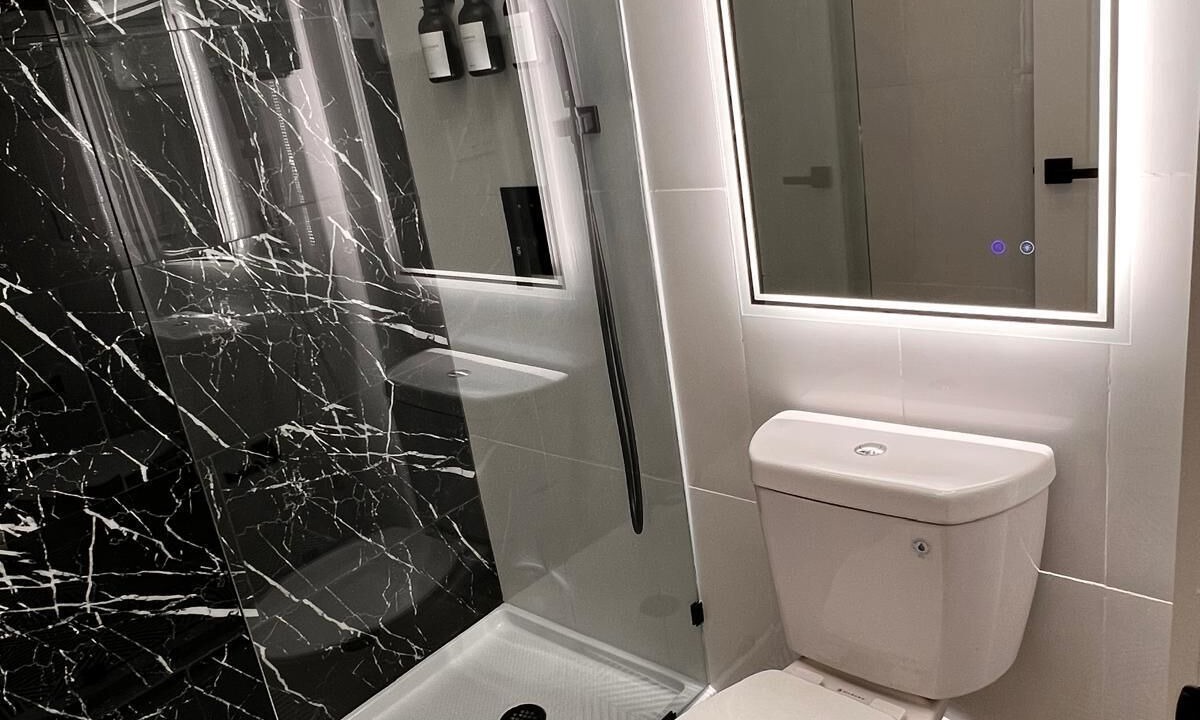 Photo of Bathroom in Shamrock