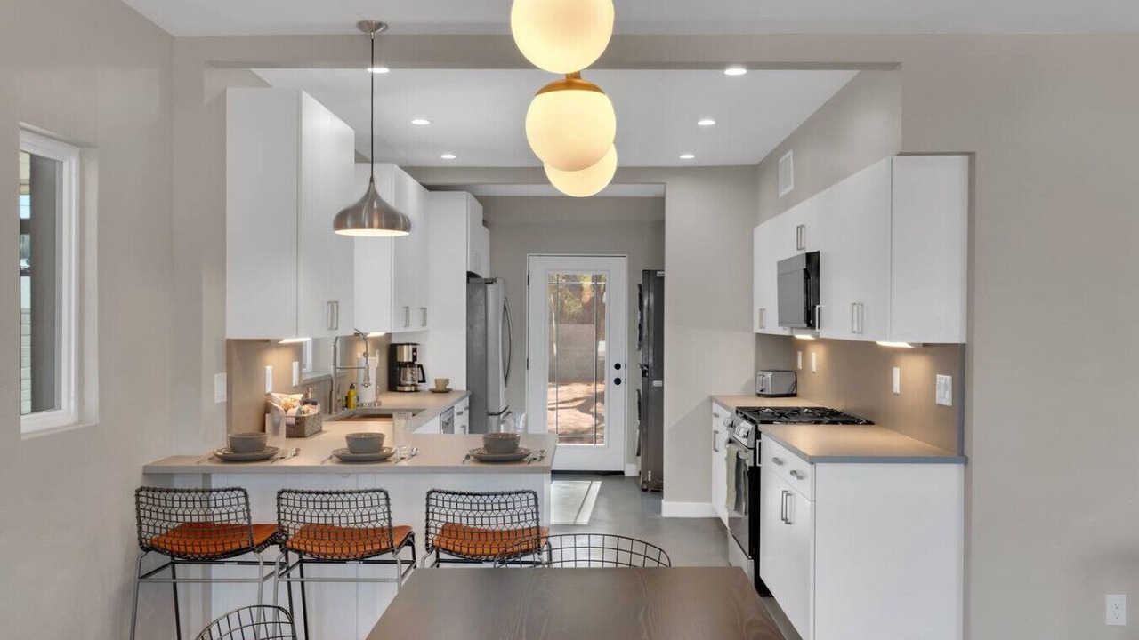 Photo of Kitchen in Blenman-Elm