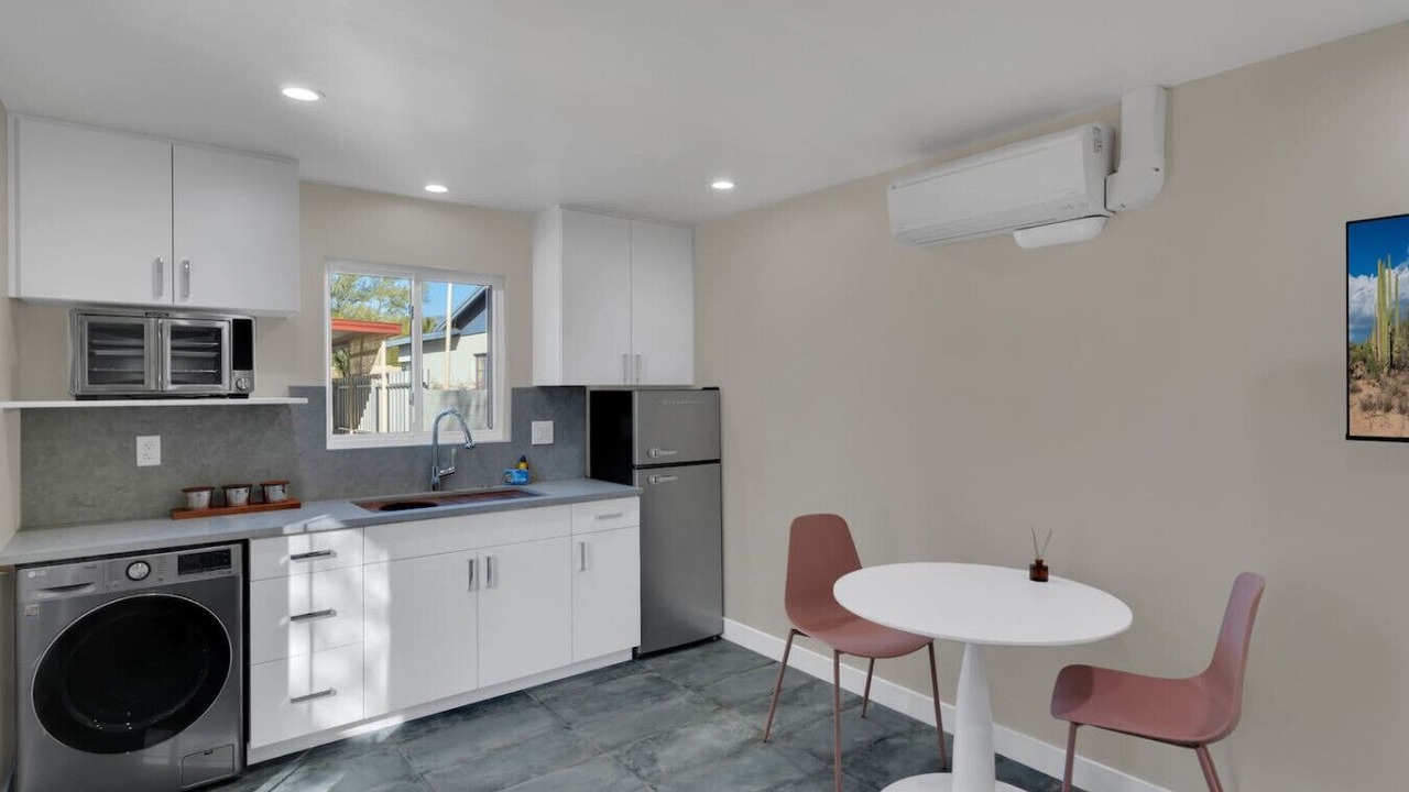 Photo of Kitchen in Blenman-Elm