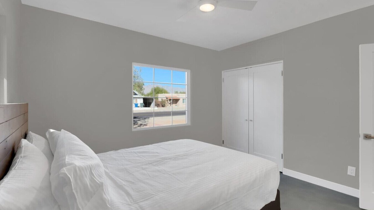Photo of Bedroom in Blenman-Elm