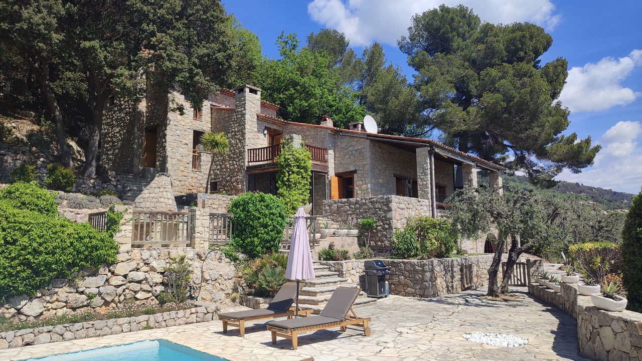 Photo of Others in Speracedes