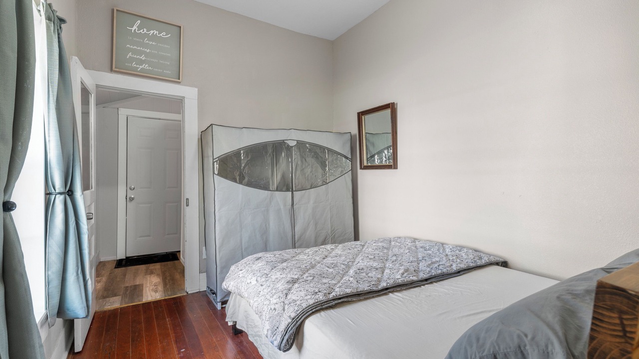 Photo of Bedroom in Sherman