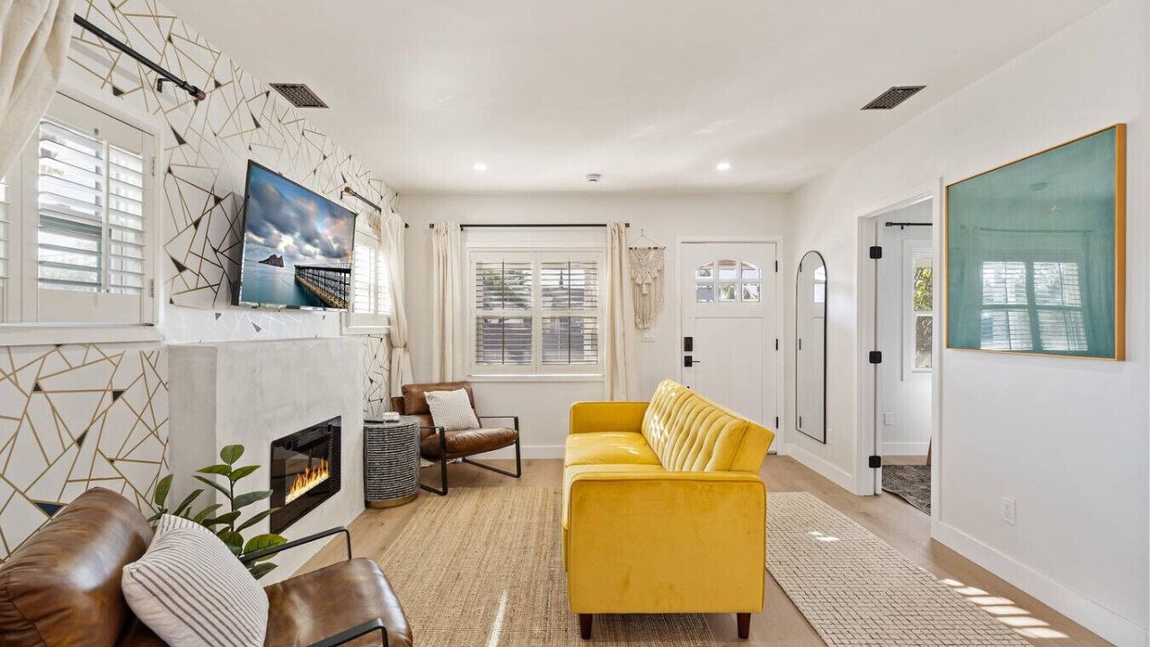 Photo of Livingroom in Normal Heights