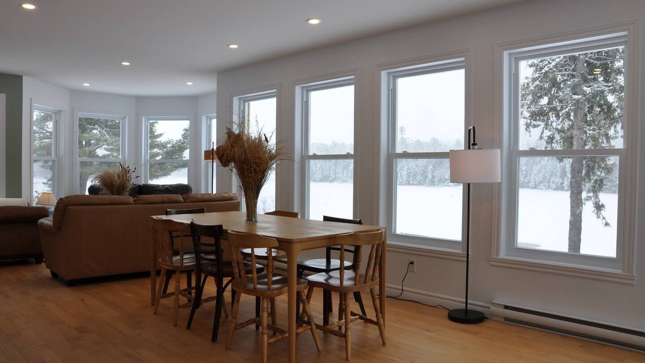 Photo of Bedroom in Saint-Alexis-des-Monts