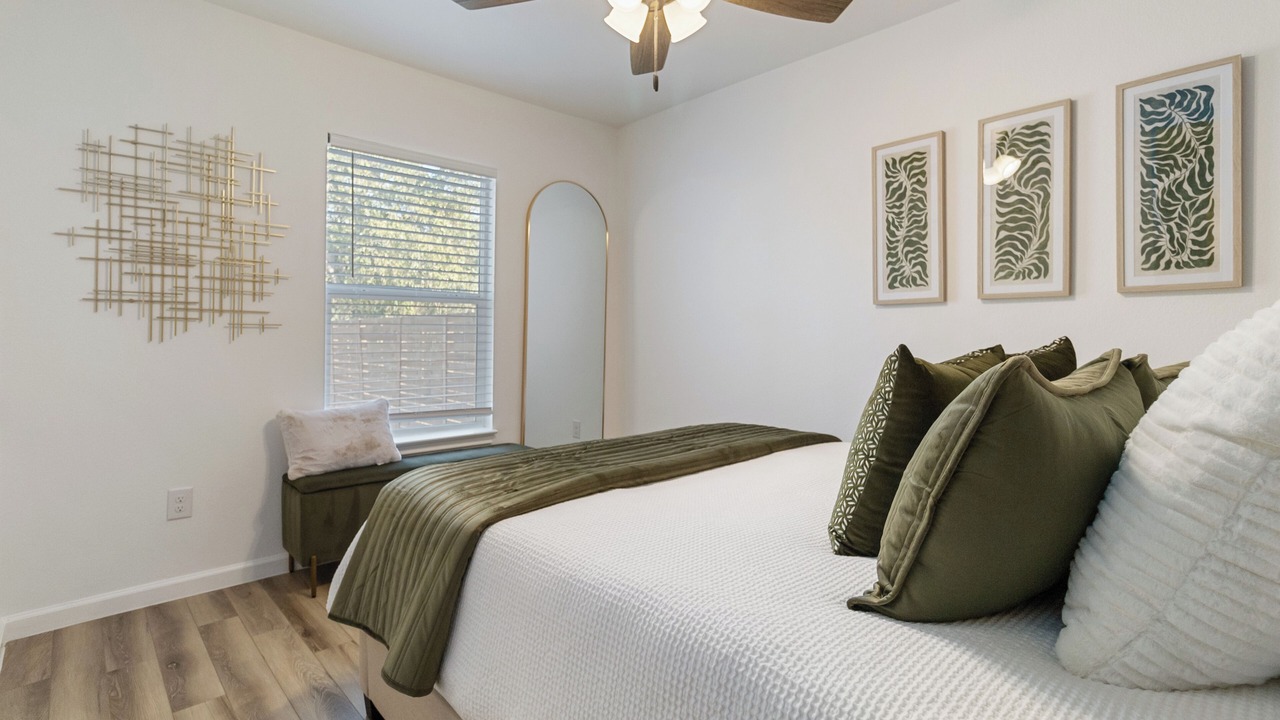 Photo of Bedroom in Bastrop