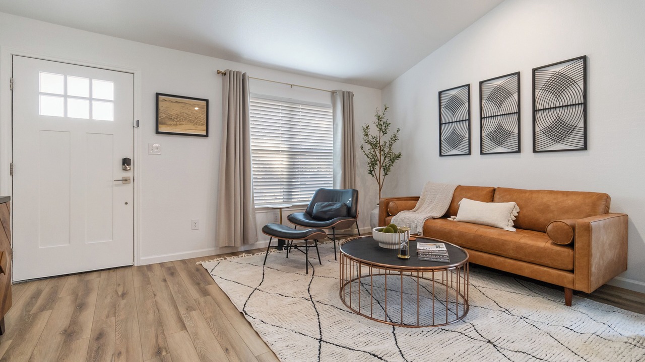 Photo of Livingroom in Bastrop