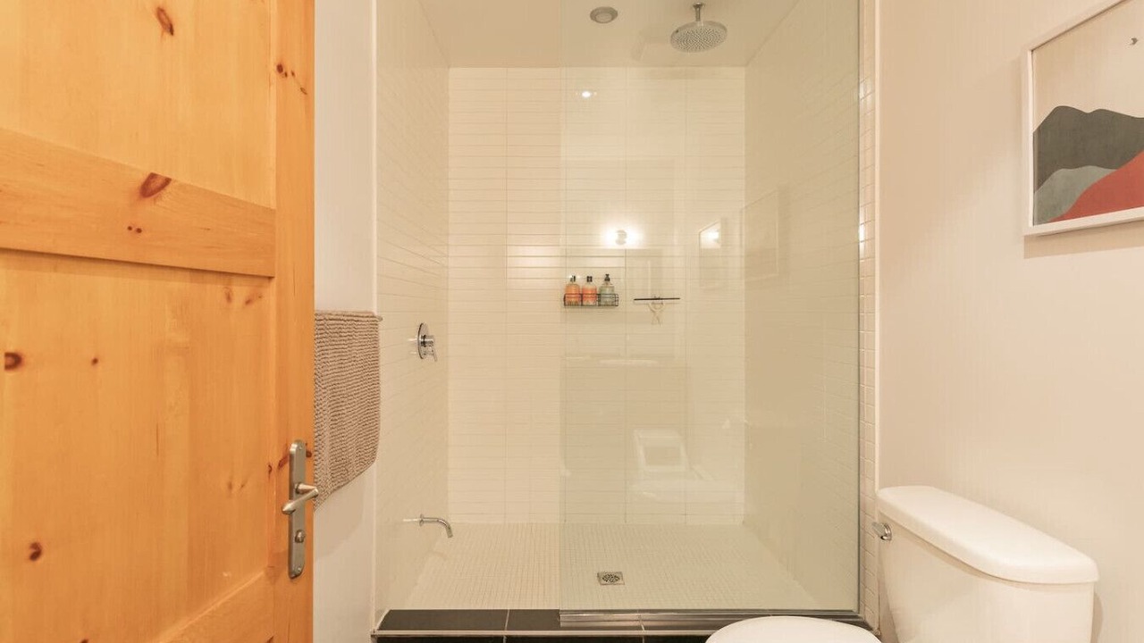 Photo of Bathroom in Lac-Superieur