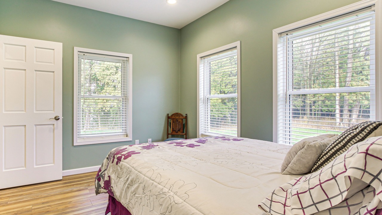 Photo of Bedroom in Abrams