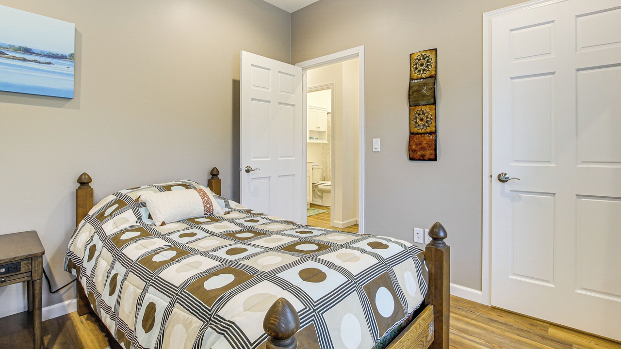 Photo of Bedroom in Abrams