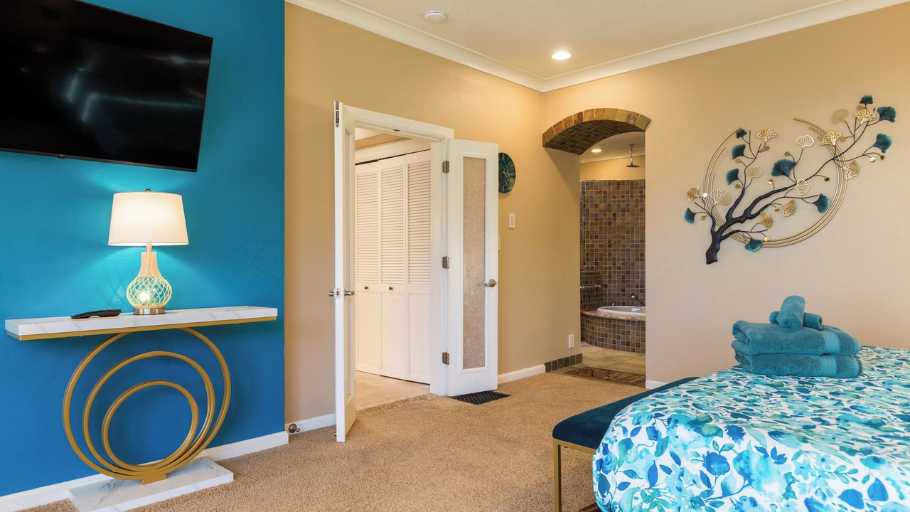 Photo of Bedroom in Glenwood Hills