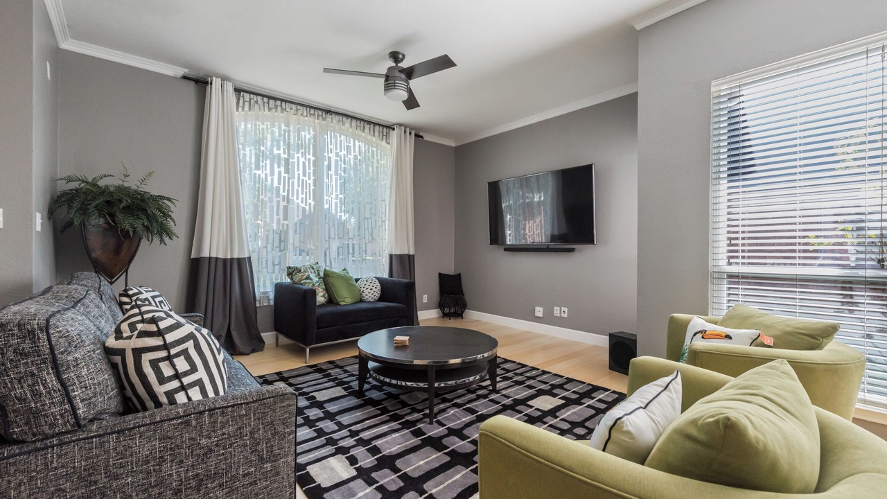 Photo of Livingroom in Grand Prairie