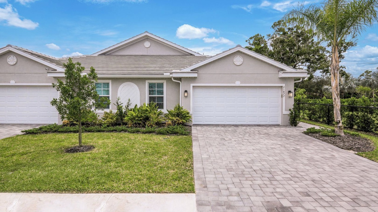 Photo of Outdoor in Estero