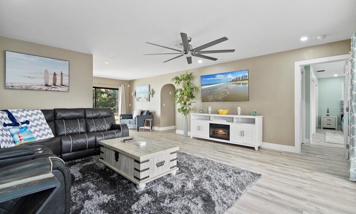 Photo of Livingroom in Lake Worth