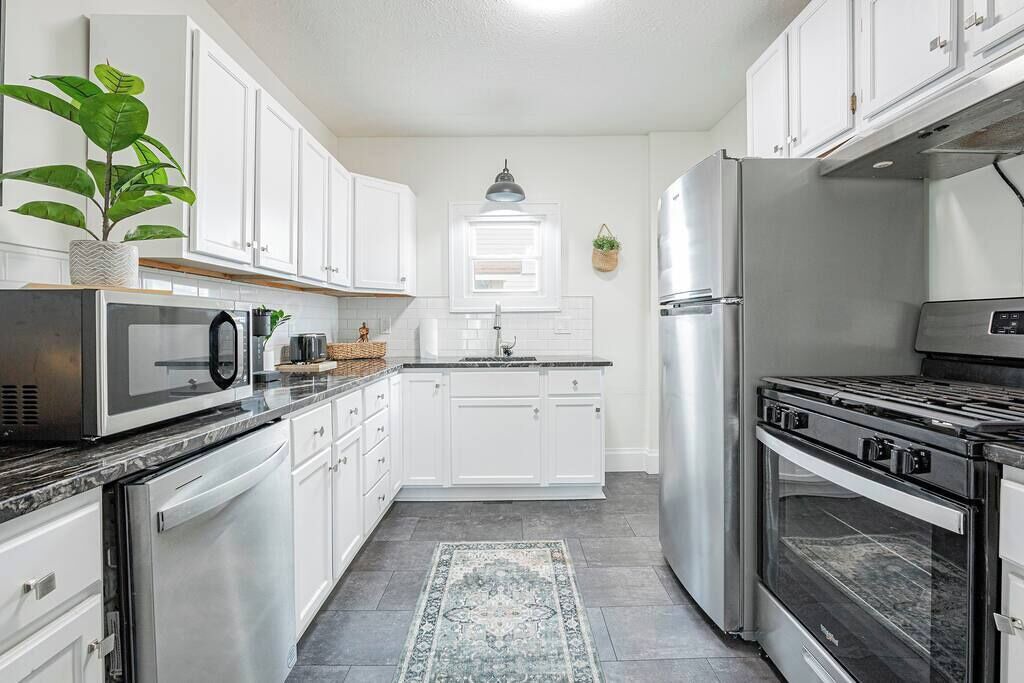 Photo of Kitchen in Firestone Park