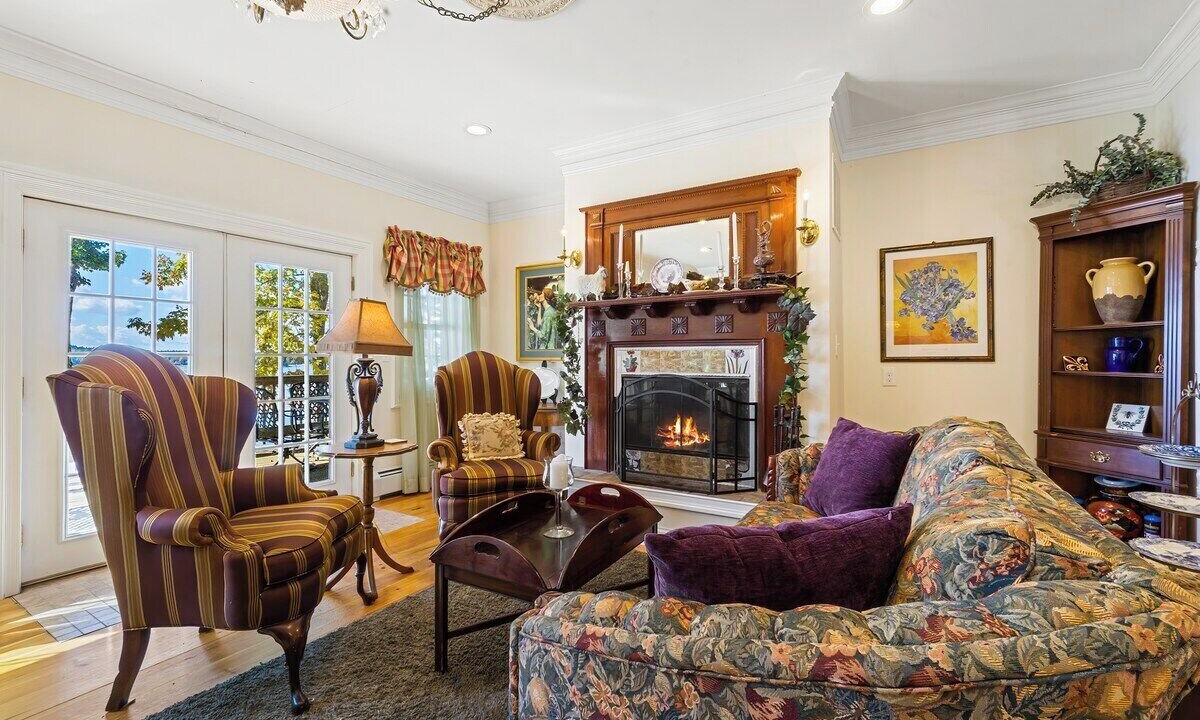 Photo of Livingroom in South Gouldsboro