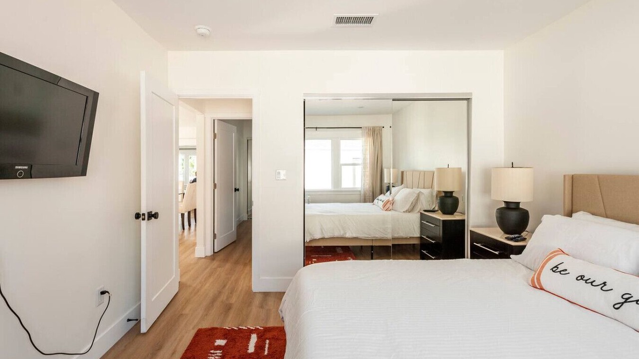 Photo of Bedroom in East Hollywood