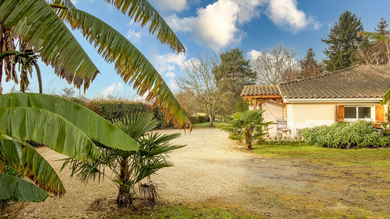 Photo of Outdoor in Saint-Avit-Saint-Nazaire