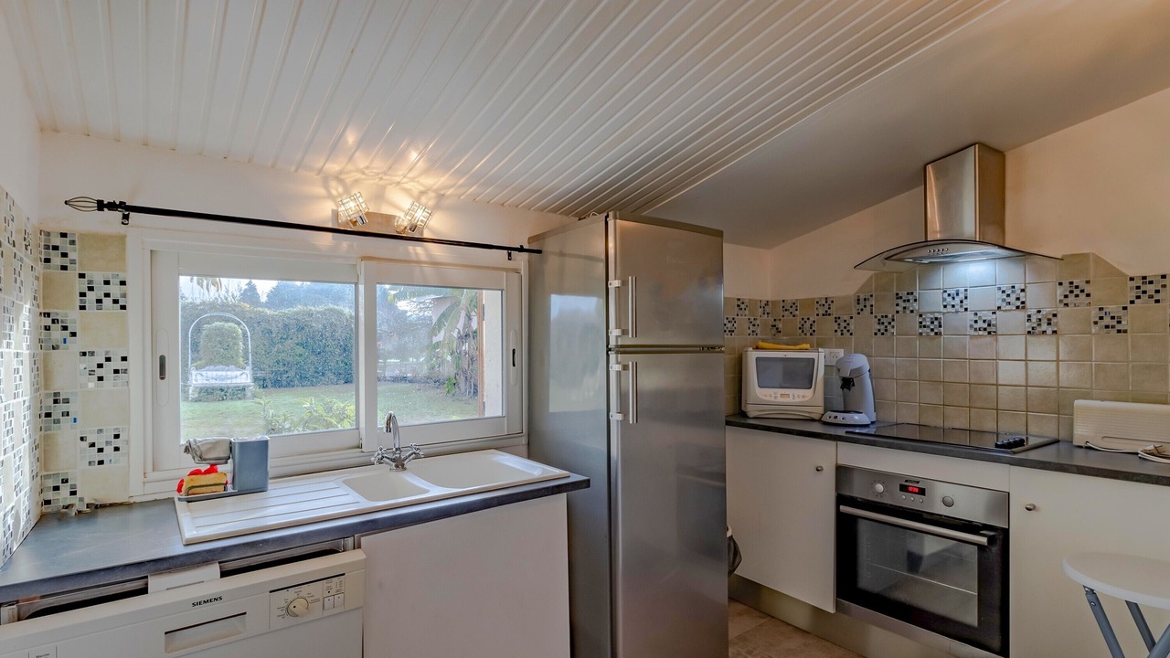 Photo of Kitchen in Saint-Avit-Saint-Nazaire