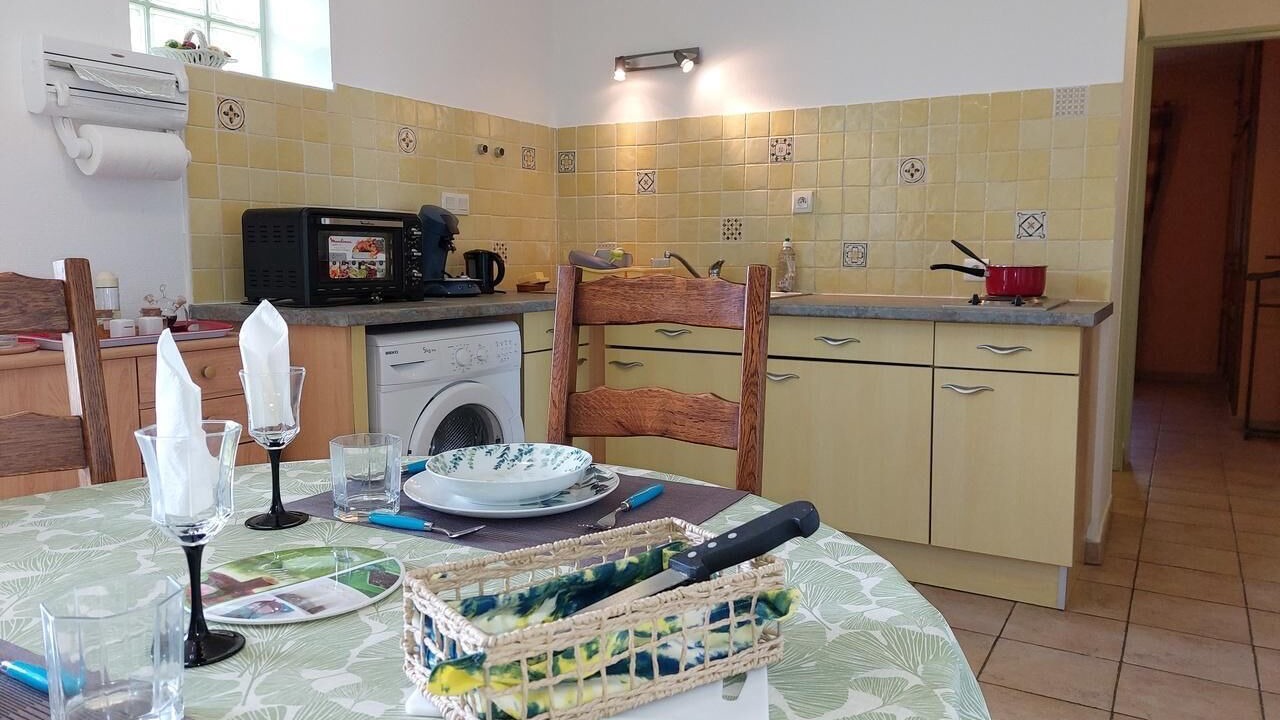 Photo of Kitchen in Cormoranche-sur-Saone