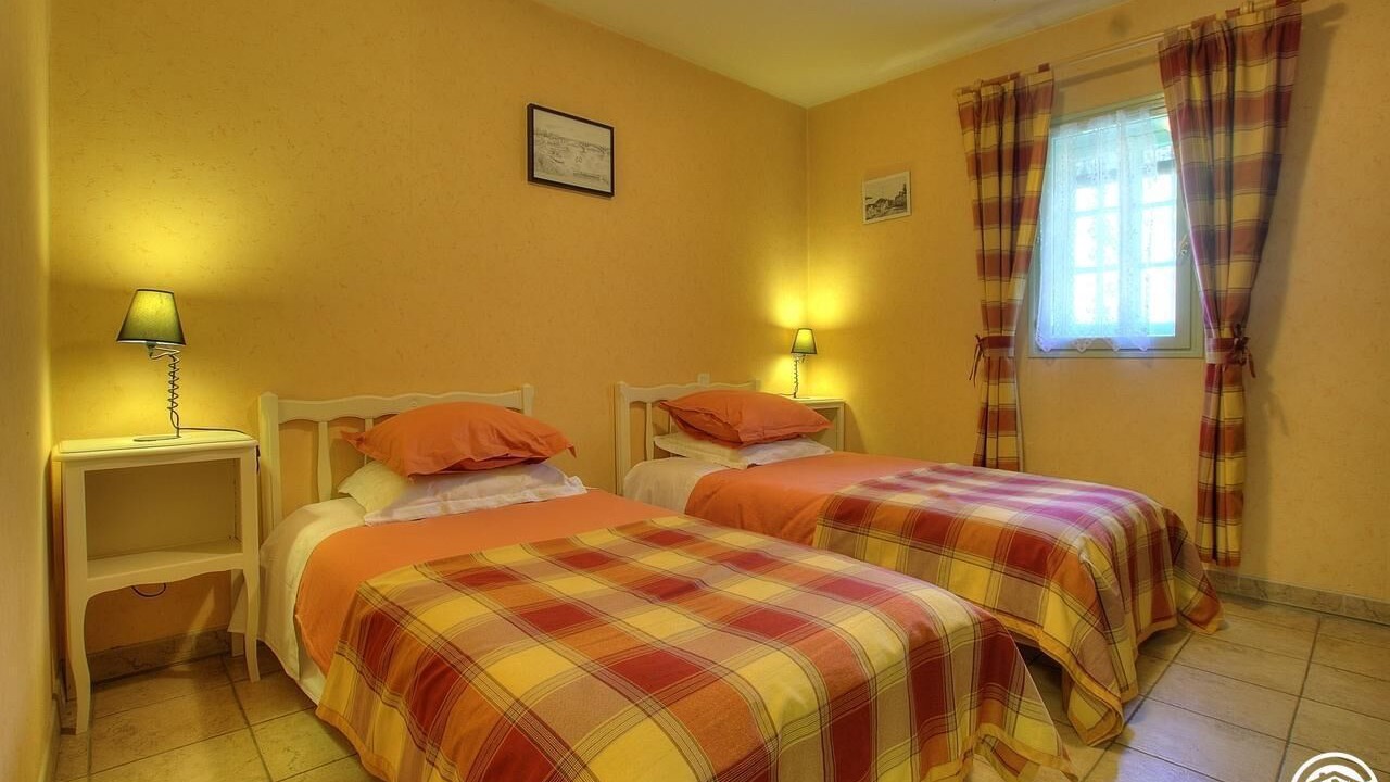 Photo of Bedroom in Cormoranche-sur-Saone