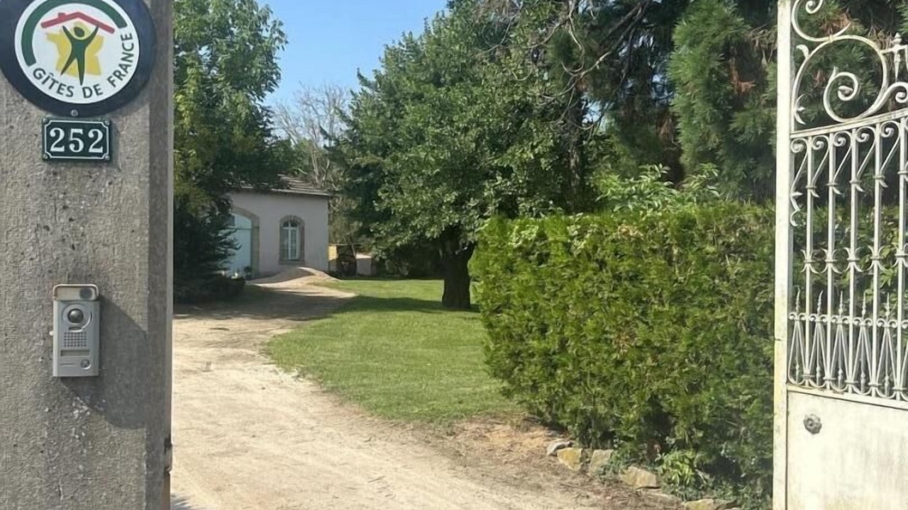 Photo of Outdoor in Cormoranche-sur-Saone