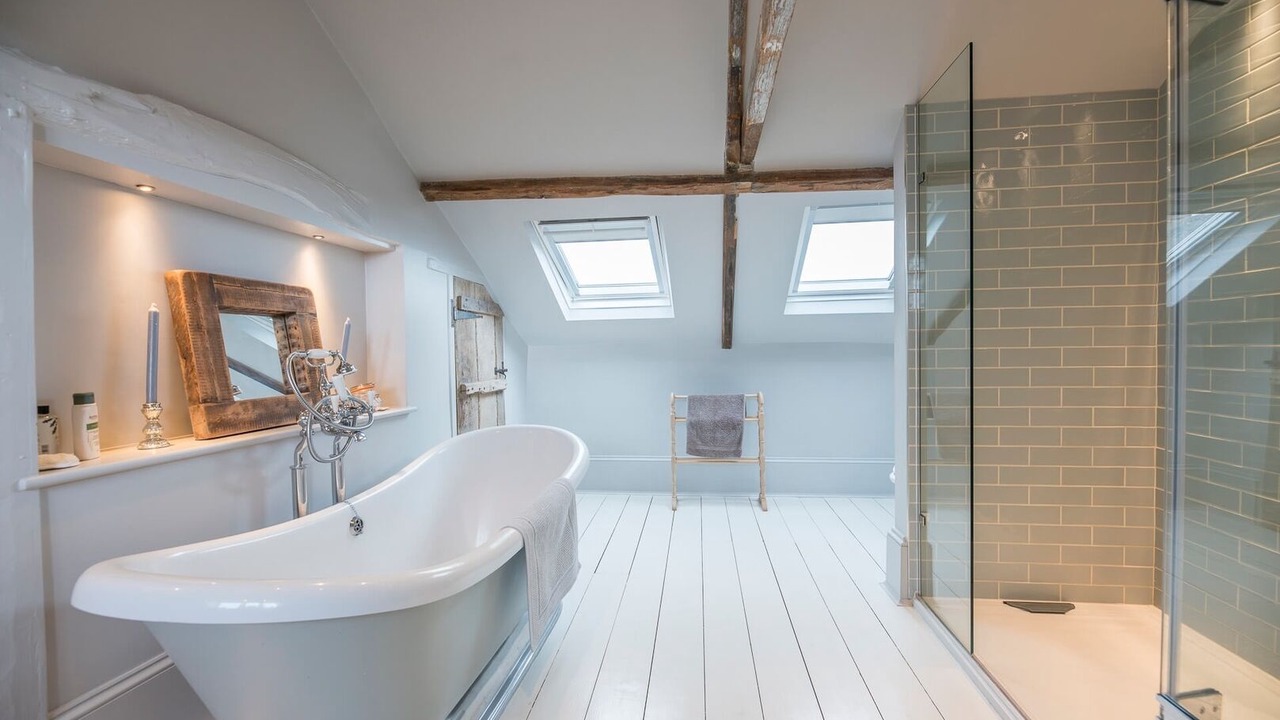 Photo of Bathroom in Weybread