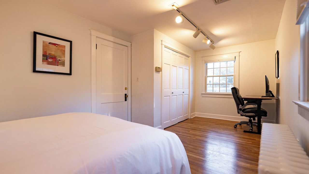Photo of Bedroom in Silver Spring